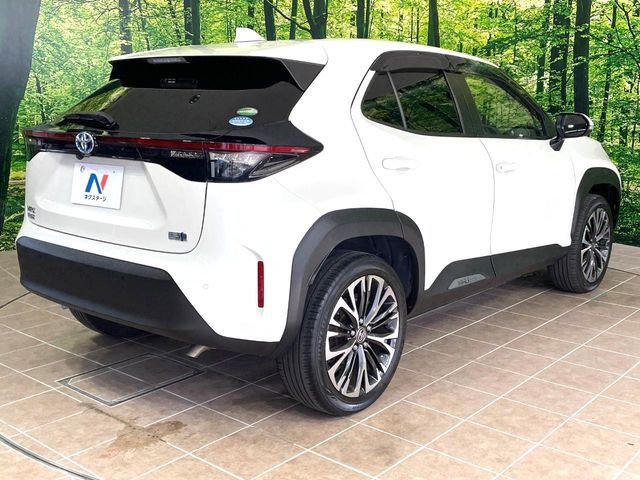 TOYOTA YARIS CROSS HYBRID 2021