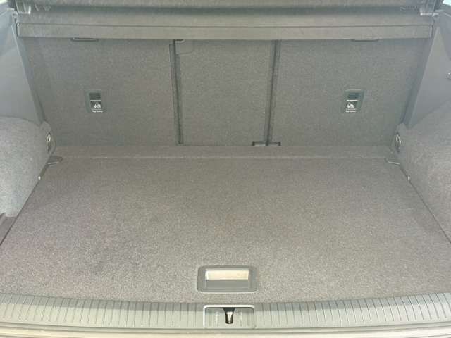 VOLKSWAGEN VOLKSWAGEN TIGUAN 2023