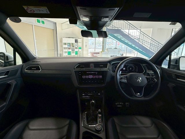 VOLKSWAGEN VOLKSWAGEN TIGUAN 2023