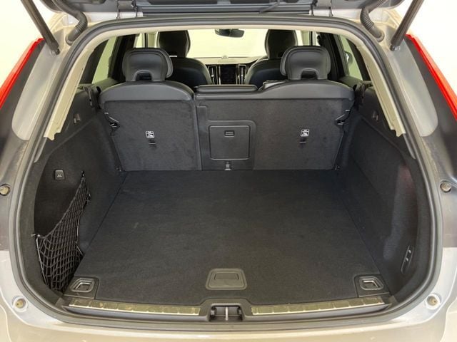 VOLVO VOLVO XC60 2024