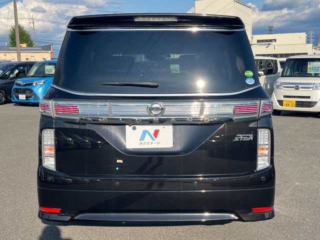 NISSAN ELGRAND 2019