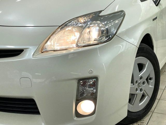 TOYOTA PRIUS 2010