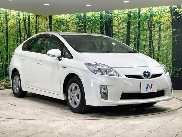 TOYOTA PRIUS 2010