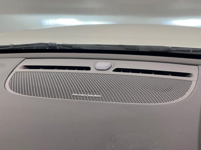 VOLVO VOLVO XC40 2023