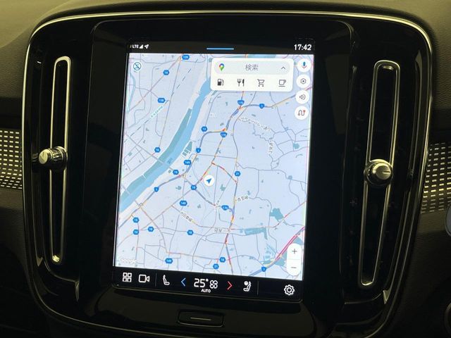 VOLVO VOLVO XC40 2023