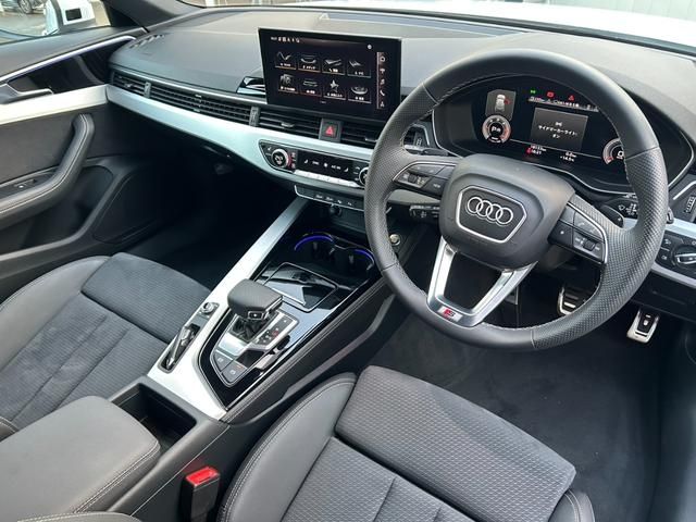 AUDI AUDI A4 AVANT 2022