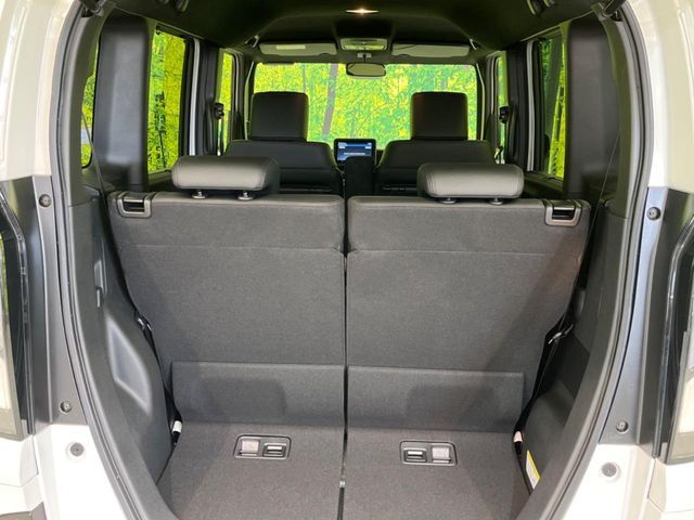 HONDA N BOX CUSTOM 2024