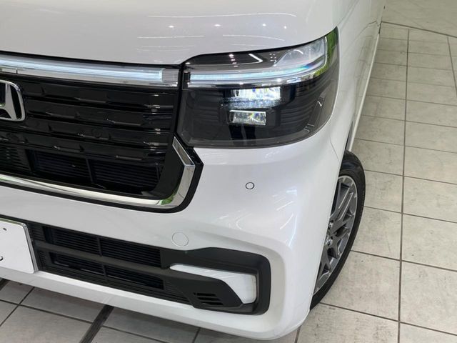 HONDA N BOX CUSTOM 2024