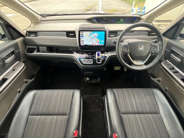 HONDA FREED HYBRID 2018