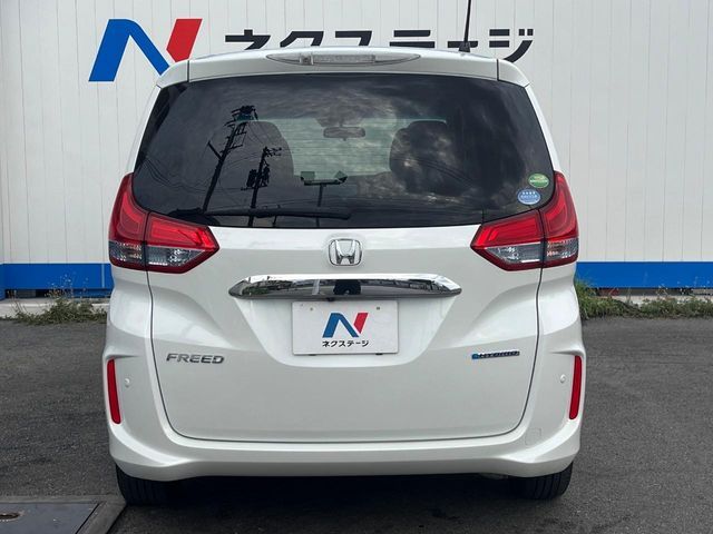 HONDA FREED HYBRID 2018