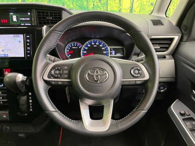 TOYOTA ROOMY 2021