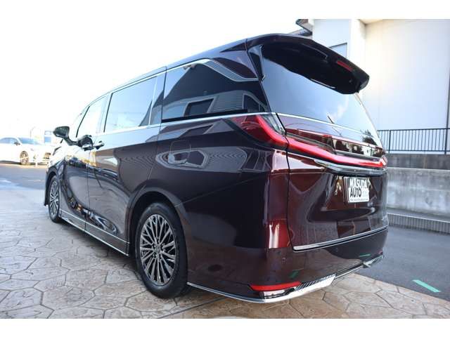 TOYOTA ???? LM500h 2024