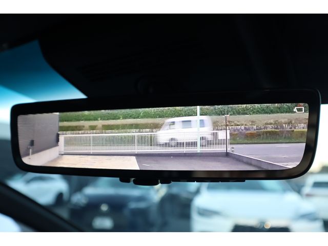 TOYOTA ???? LM500h 2024