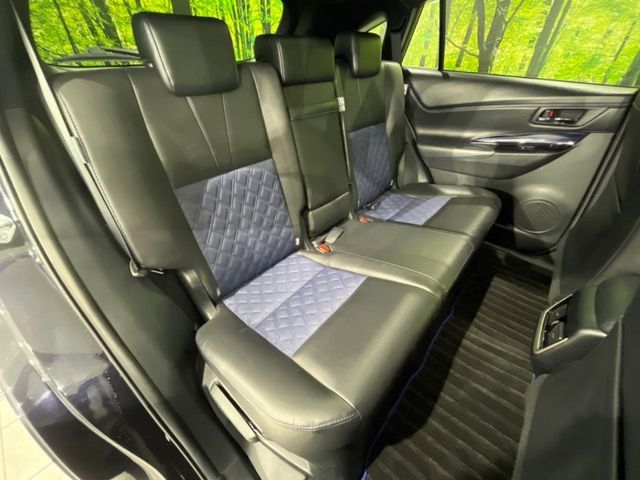 TOYOTA HARRIER HYBRID 2018