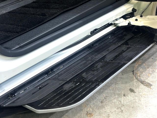 TOYOTA NOAH HYBRID 2023