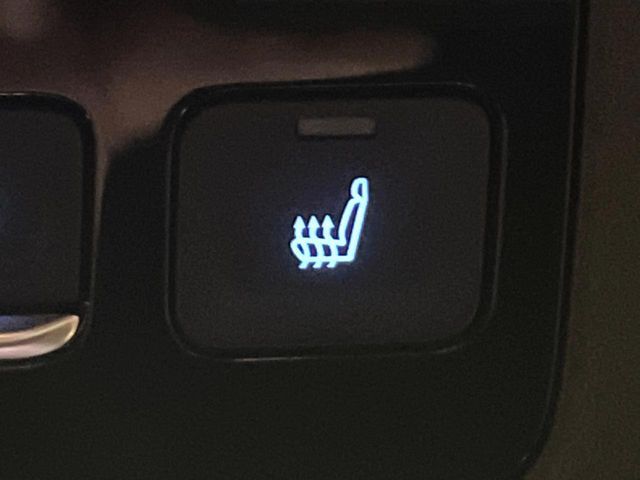 TOYOTA NOAH HYBRID 2023