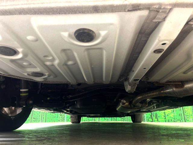 TOYOTA NOAH HYBRID 2023