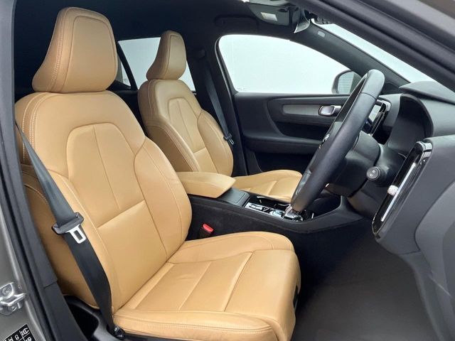 VOLVO VOLVO XC40 2021