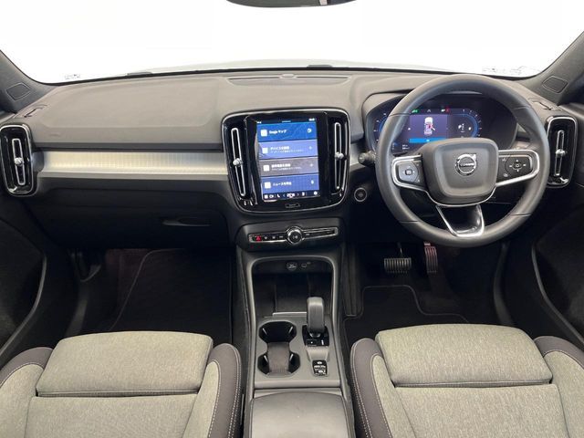 VOLVO VOLVO XC40 2022