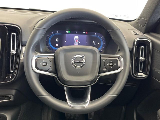 VOLVO VOLVO XC40 2022