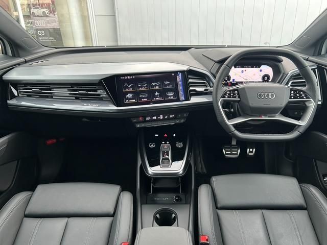 AUDI AUDI Q4 e-tron 2025