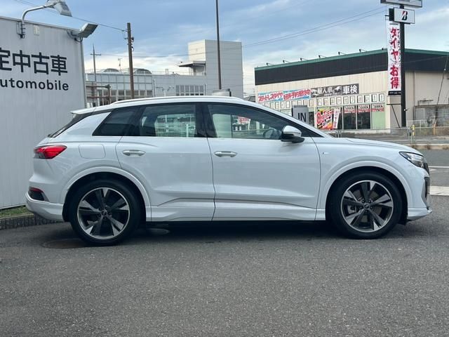 AUDI AUDI Q4 e-tron 2025