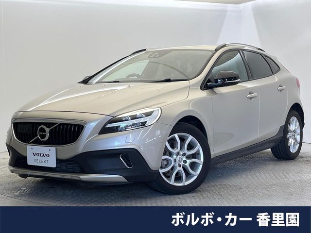 VOLVO VOLVO V40 CROSS COUNTRY 2017