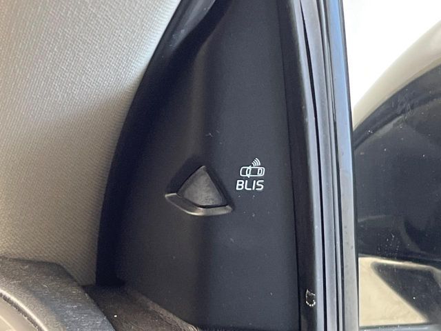 VOLVO VOLVO V40 CROSS COUNTRY 2017