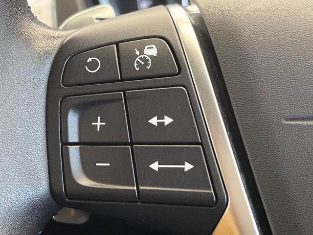 VOLVO VOLVO V40 CROSS COUNTRY 2017