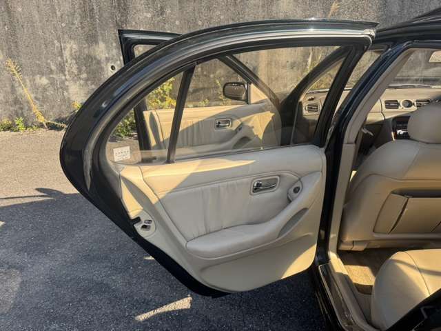 NISSAN LEOPARD J FERIE 1994