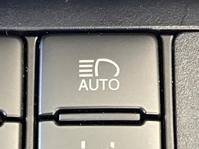 TOYOTA SIENTA HYBRID 2017