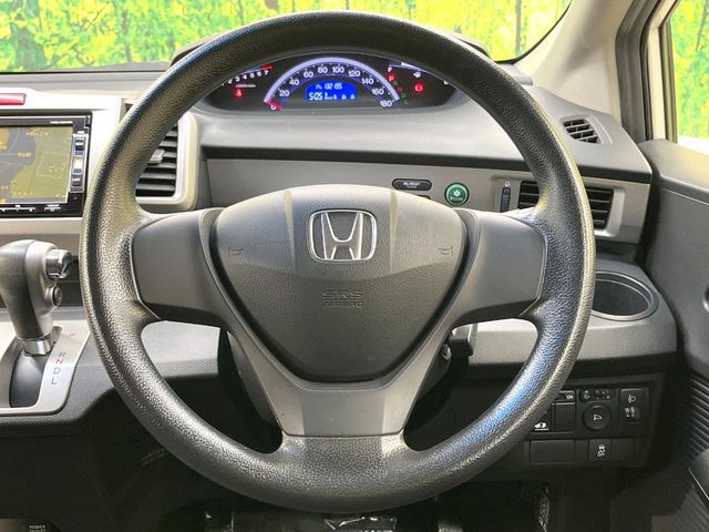 HONDA FREED 2012