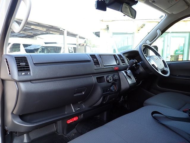 TOYOTA HIACE van 1.25t 2WD 2020