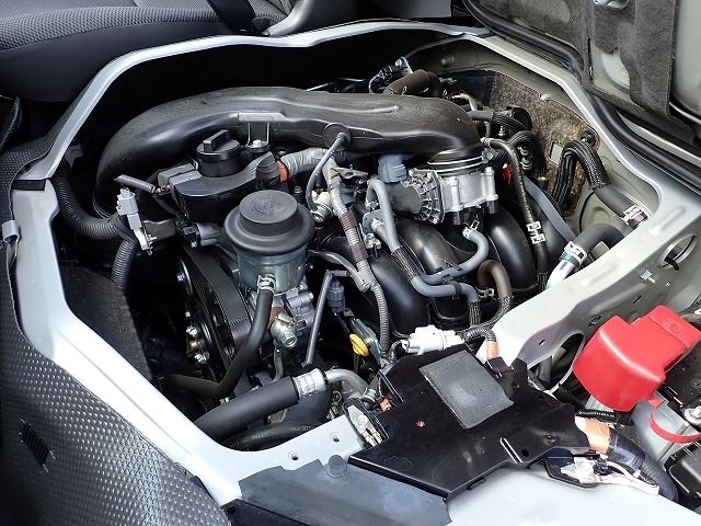 TOYOTA HIACE van 1.25t 2WD 2020