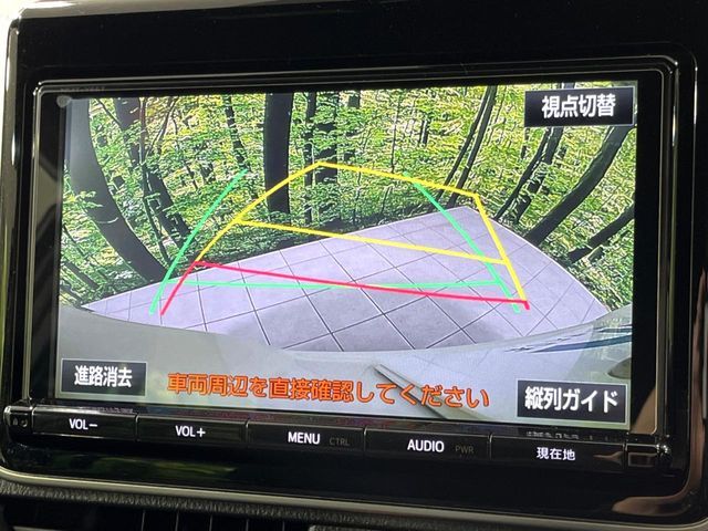 TOYOTA VOXY 4WD 2018