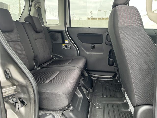 SUZUKI Spacia custom Z 2017