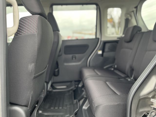 SUZUKI Spacia custom Z 2017