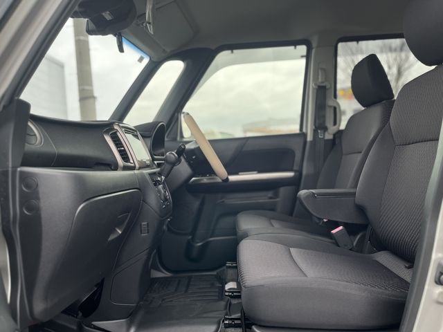 SUZUKI Spacia custom Z 2017