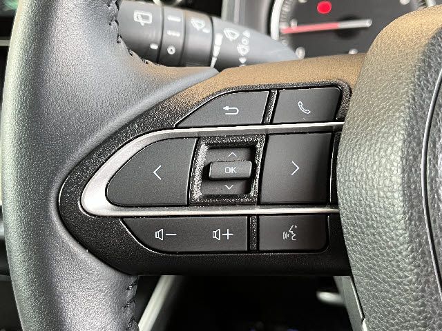 TOYOTA NOAH 4WD 2024