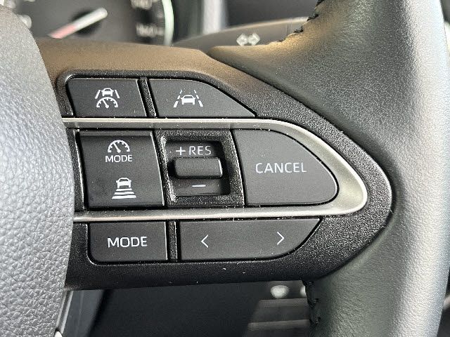 TOYOTA NOAH 4WD 2024