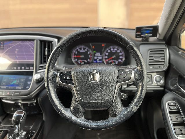 TOYOTA CROWN sedan 2013