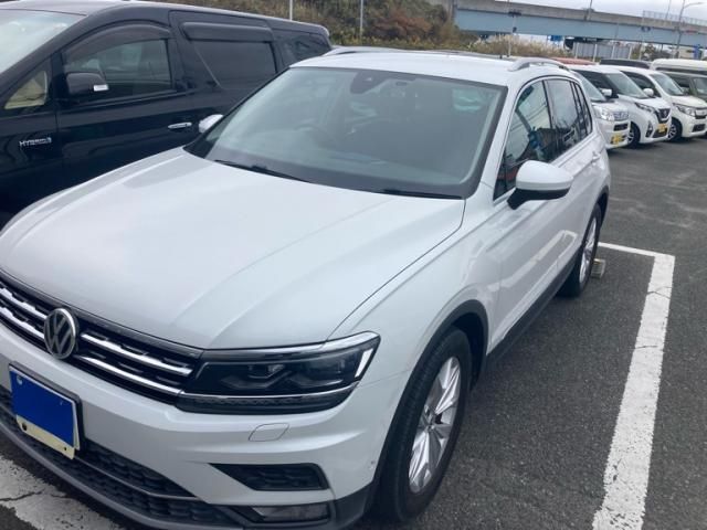 VOLKSWAGEN VOLKSWAGEN TIGUAN 2019