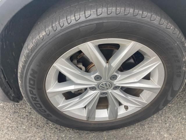 VOLKSWAGEN VOLKSWAGEN TIGUAN 2019