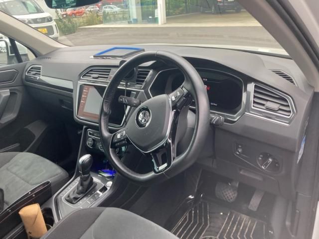 VOLKSWAGEN VOLKSWAGEN TIGUAN 2019