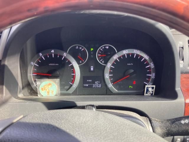 TOYOTA VELLFIRE 2011