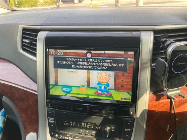 TOYOTA VELLFIRE 2011