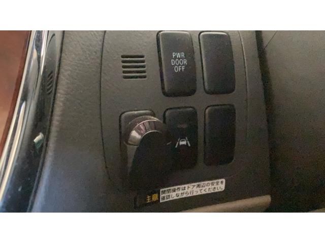 TOYOTA ALPHARD G 2003