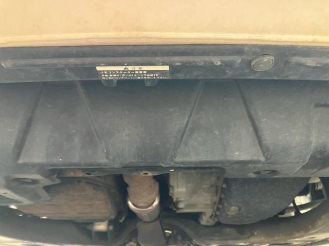 NISSAN ELGRAND  4WD 2015