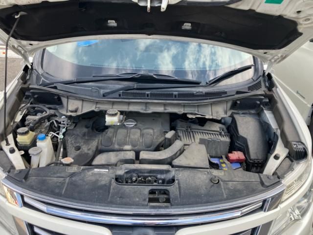 NISSAN ELGRAND  4WD 2015