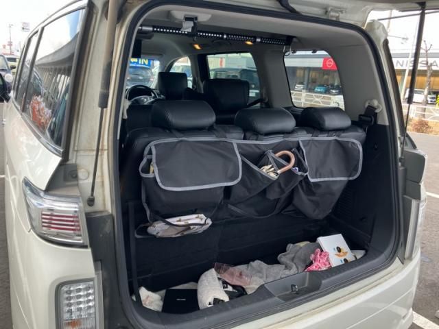 NISSAN ELGRAND  4WD 2015